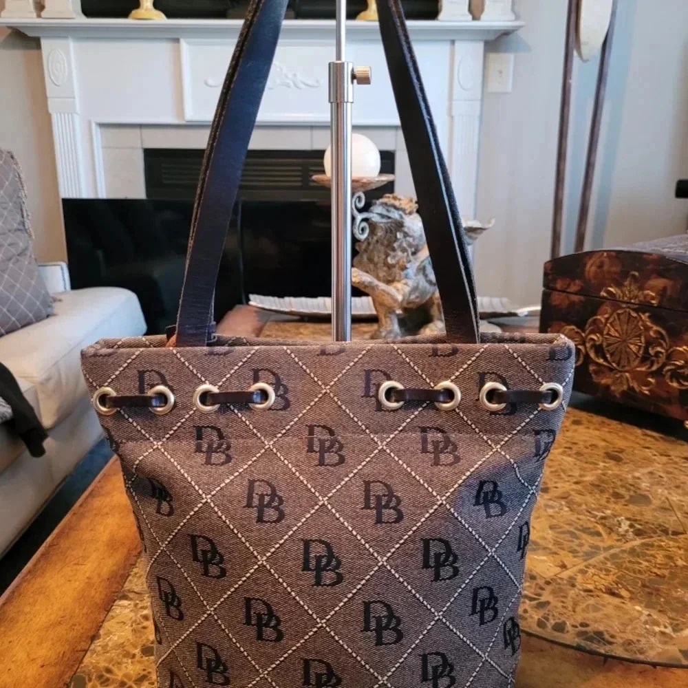 Dooney & Bourke Tote Bag - Picture 2 of 10
